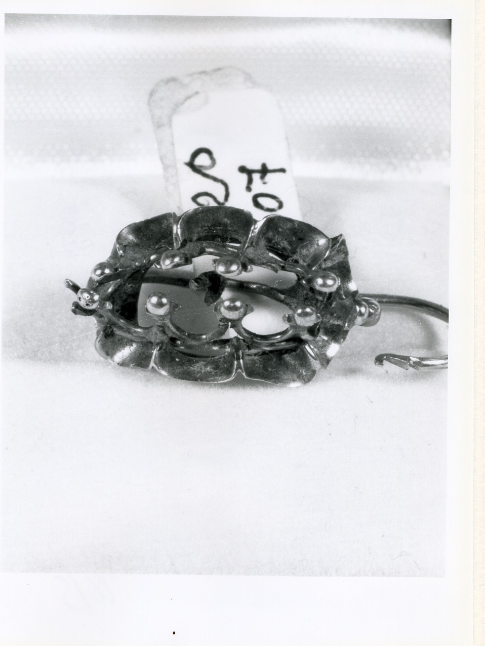 orecchino - bottega napoletana (fine sec. XIX)