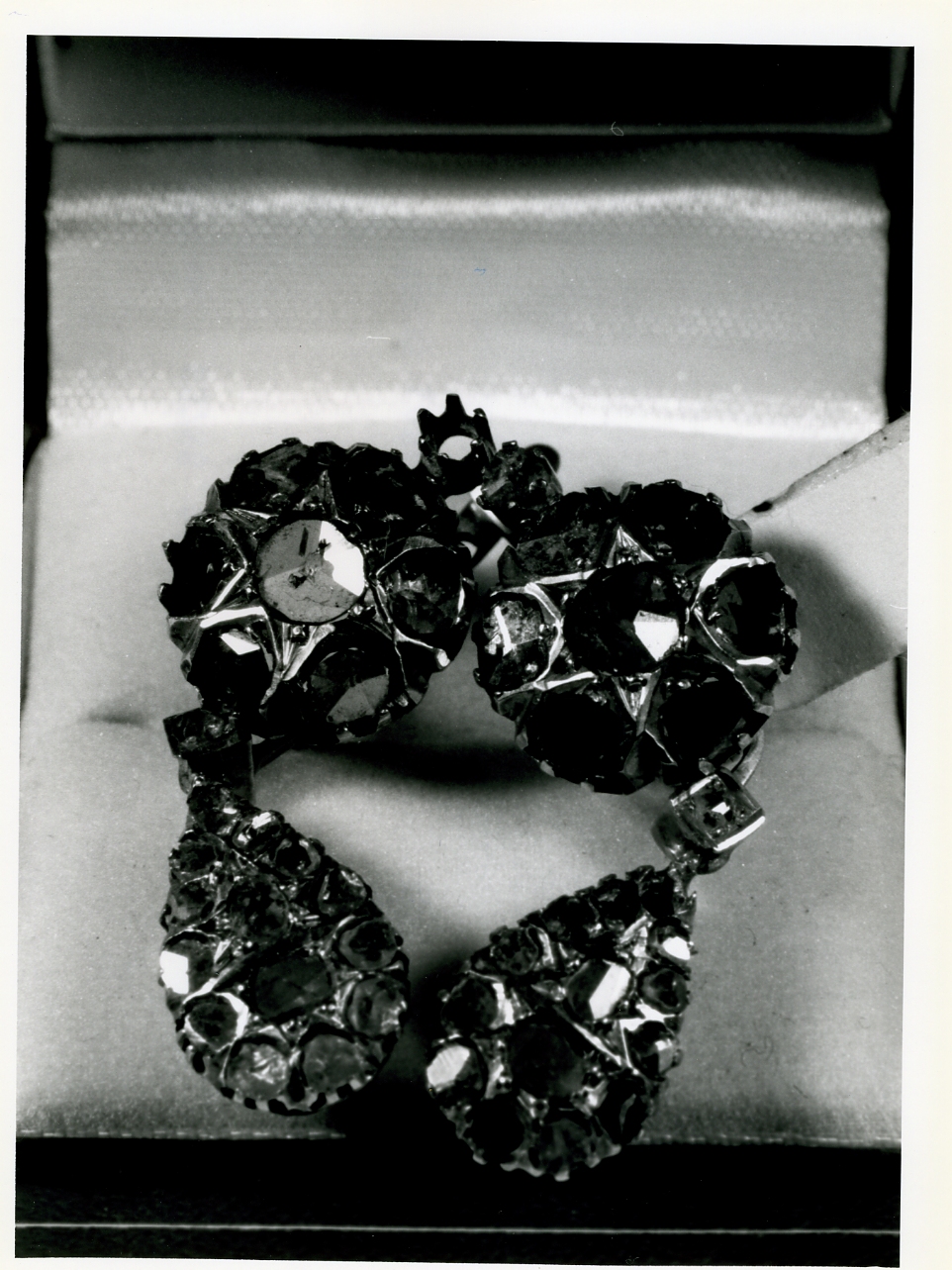 orecchino - bottega napoletana (sec. XIX)