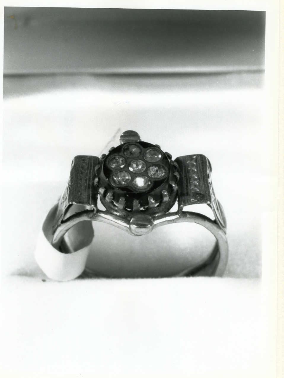 anello - bottega napoletana (fine sec. XIX)