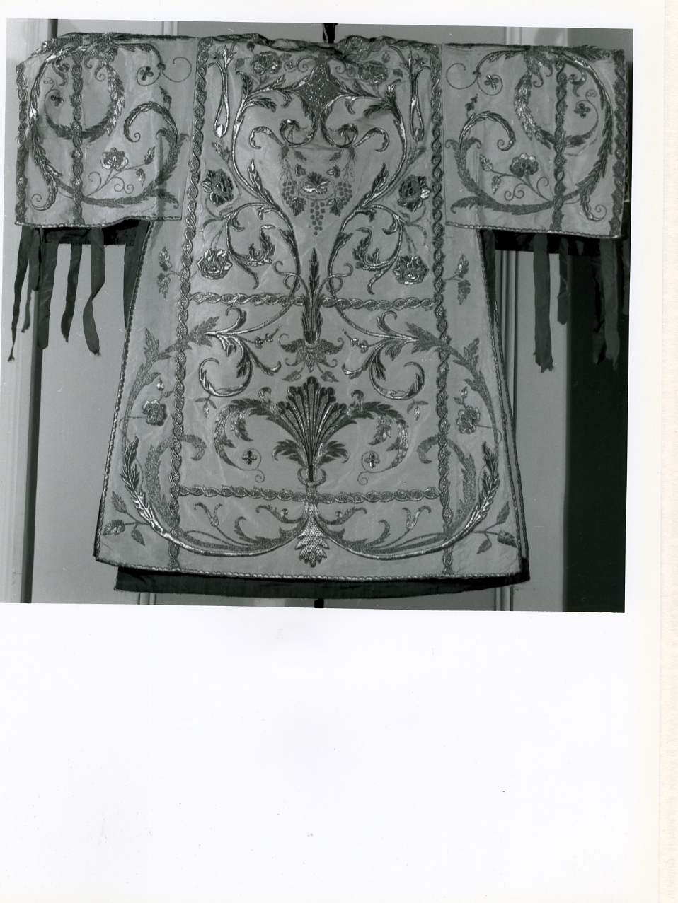 dalmatica, serie - manifattura napoletana (fine sec. XIX)