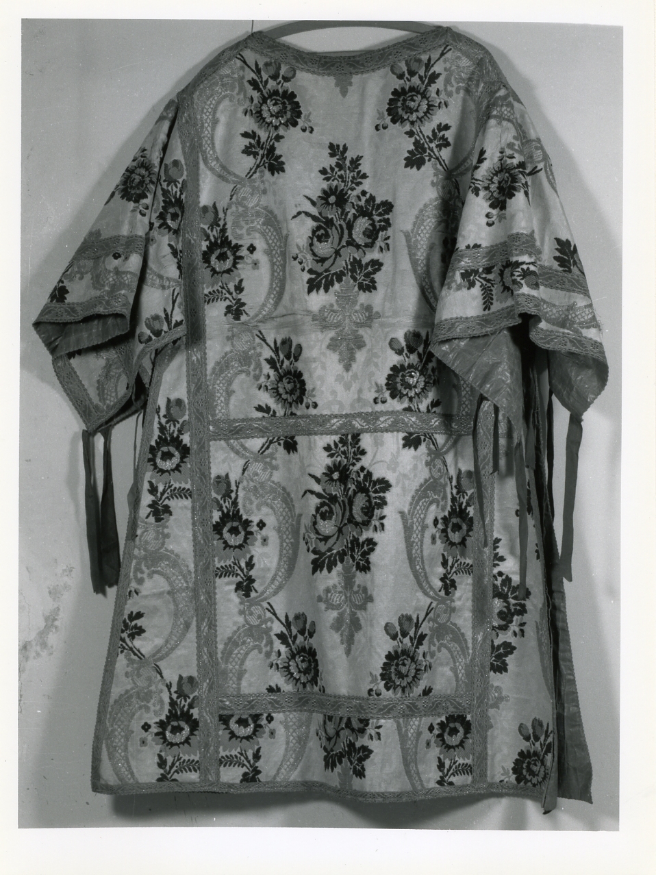 tunicella - manifattura napoletana (sec. XVIII)