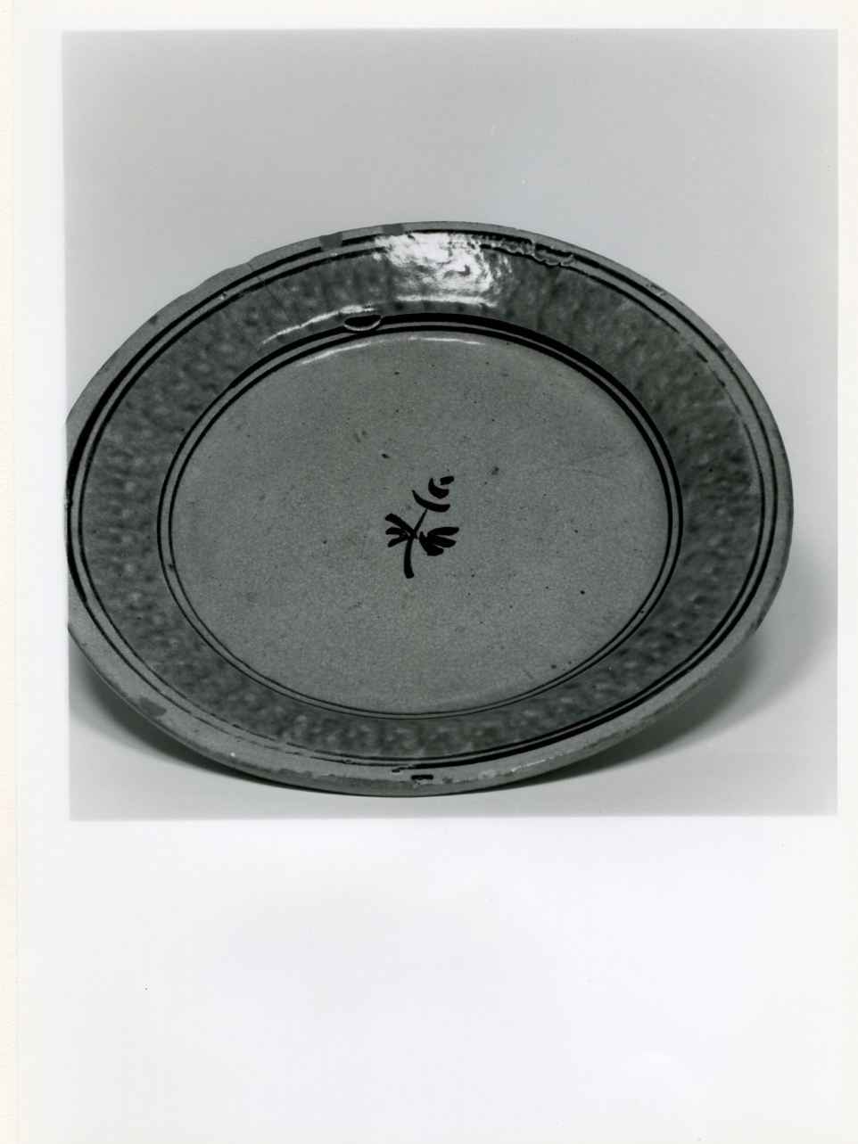 piatto - bottega napoletana (sec. XIX)