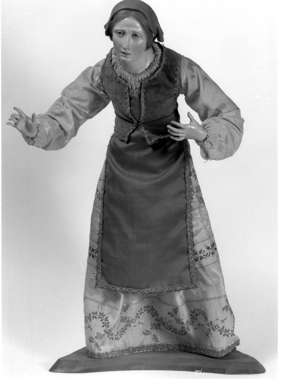 figura femminile (statuetta) - bottega napoletana (inizio sec. XIX)