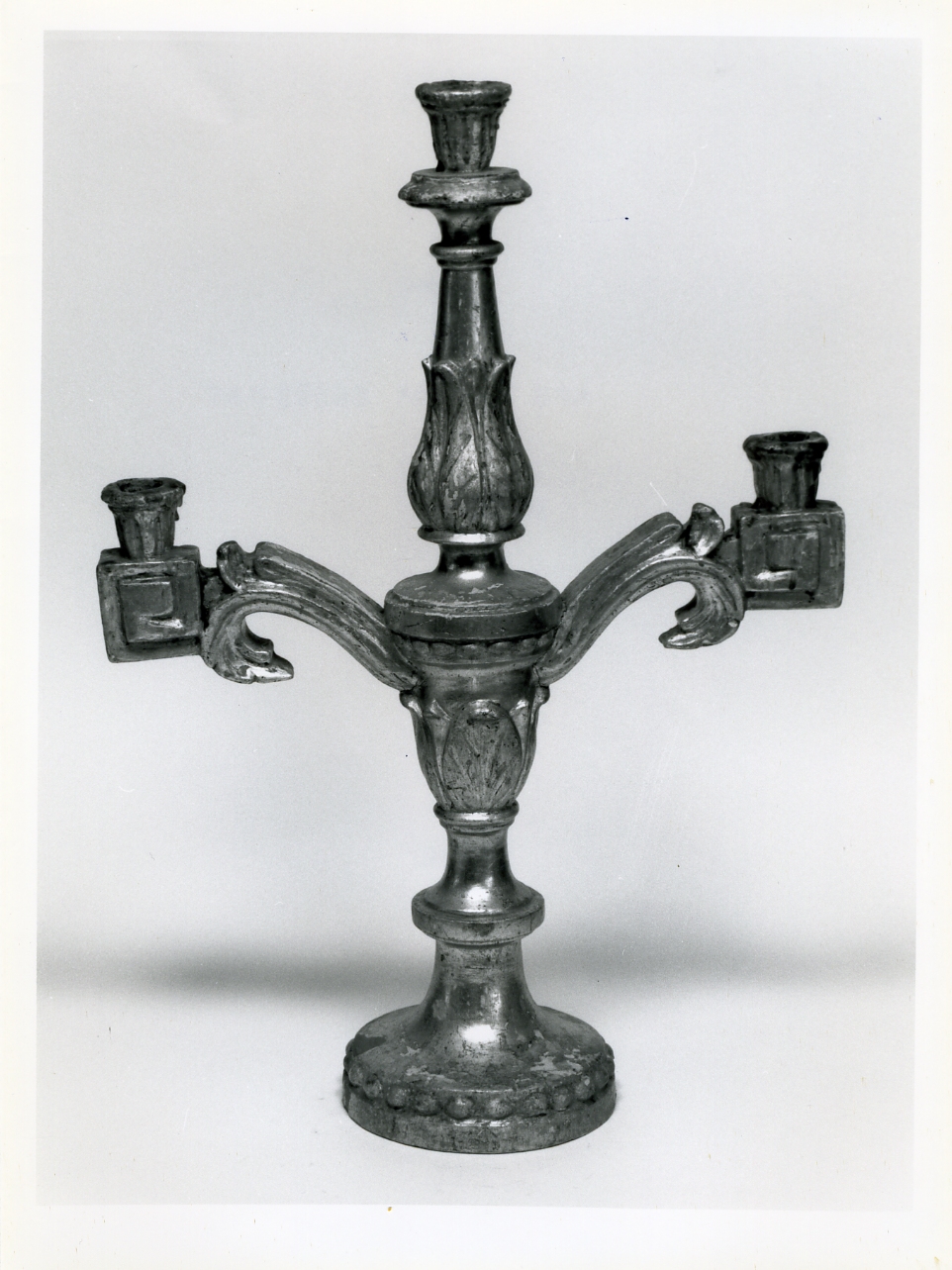 candeliere d'altare, serie - bottega napoletana (sec. XIX)