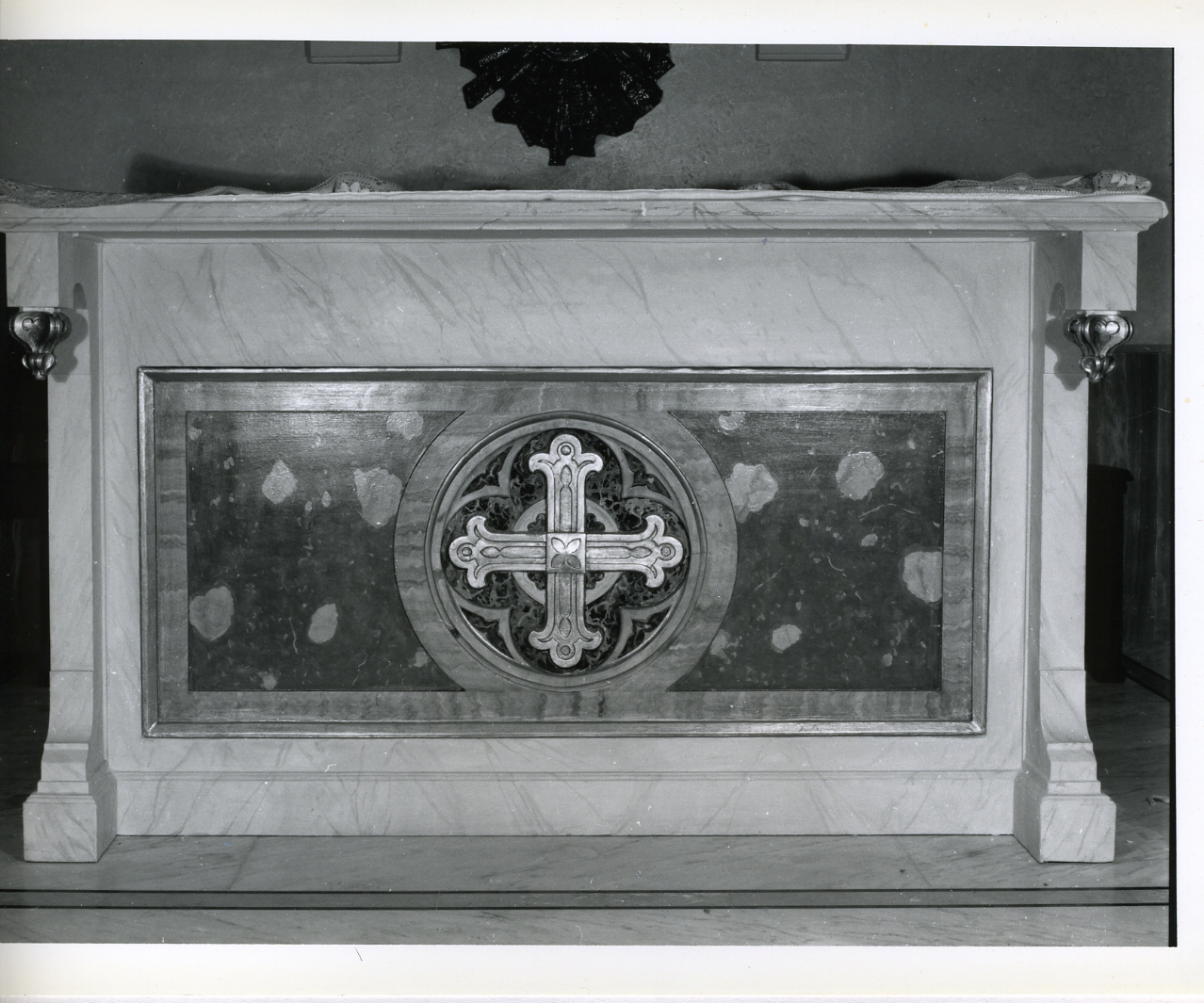 altare - bottega napoletana (secondo quarto sec. XX)