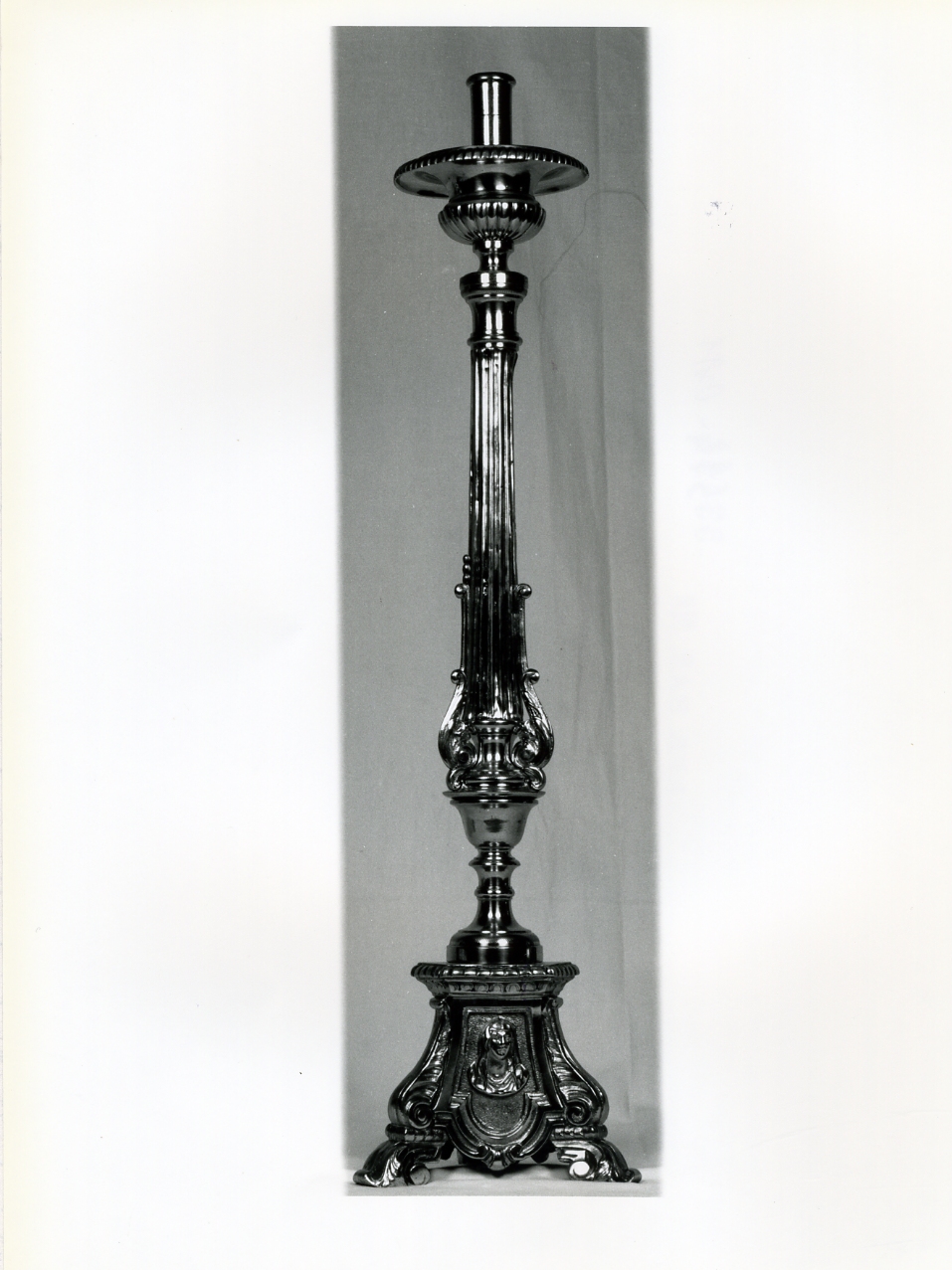 candeliere d'altare, serie - bottega napoletana (inizio sec. XX)