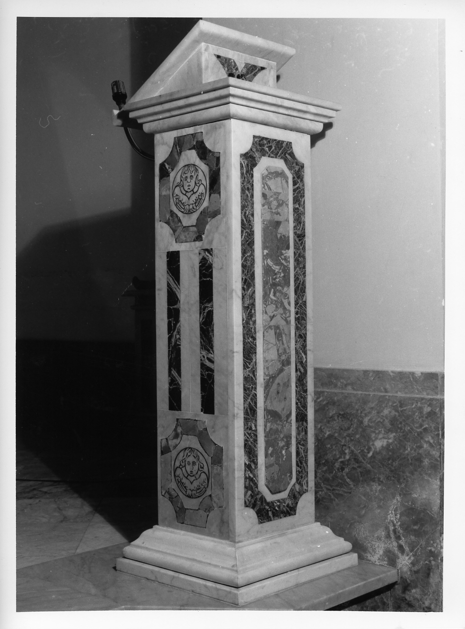 leggio d'altare, frammento - bottega napoletana (sec. XIX)