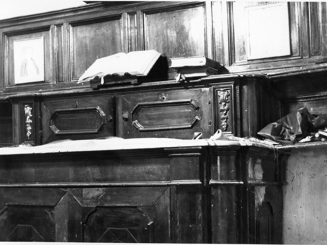 armadio da sacrestia - bottega napoletana (metà sec. XVIII)