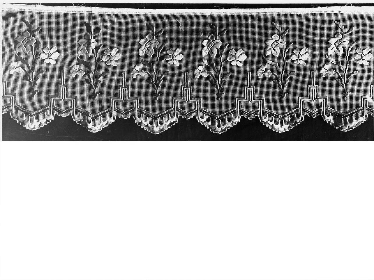 tovaglia d'altare - manifattura napoletana (prima metà sec. XX)