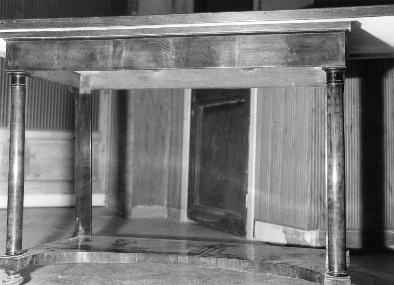 console - bottega napoletana (prima metà sec. XIX)