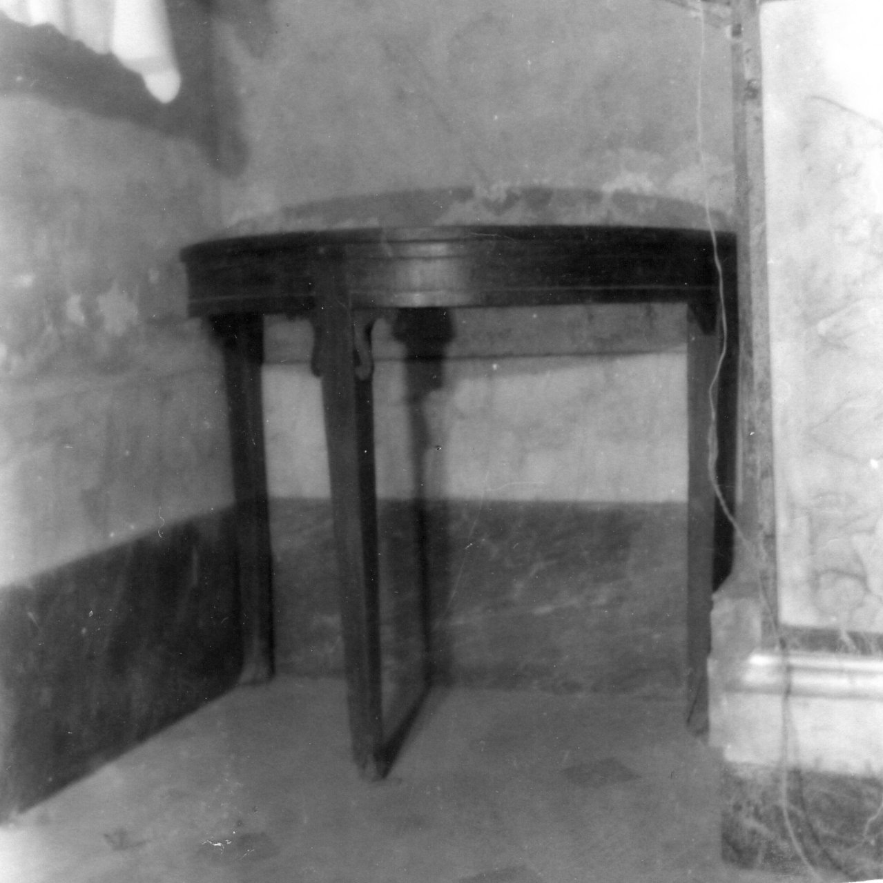 console, serie - bottega napoletana (metà sec. XIX)