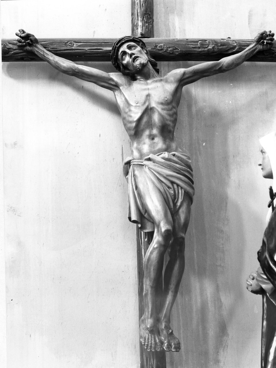Cristo crocifisso e la Madonna (gruppo scultoreo) - bottega napoletana (prima metà sec. XX)