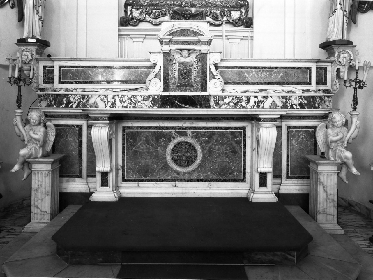 altare maggiore - bottega napoletana (prima metà sec. XIX)