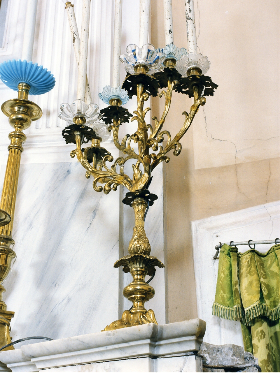 candeliere d'altare, serie - bottega campana (fine/inizio secc. XIX/ XX)