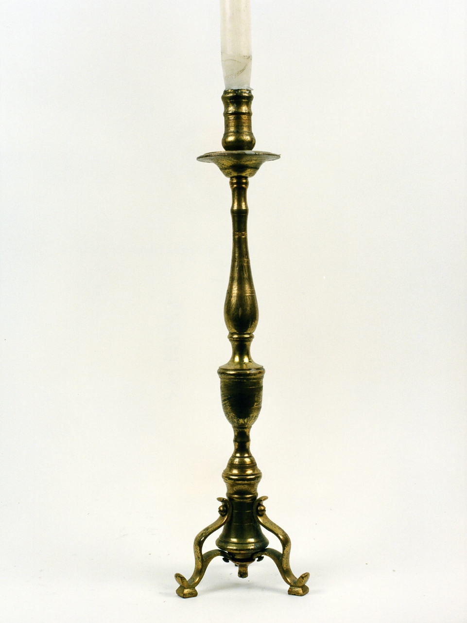 candeliere d'altare, serie - bottega campana (seconda metà sec. XIX)