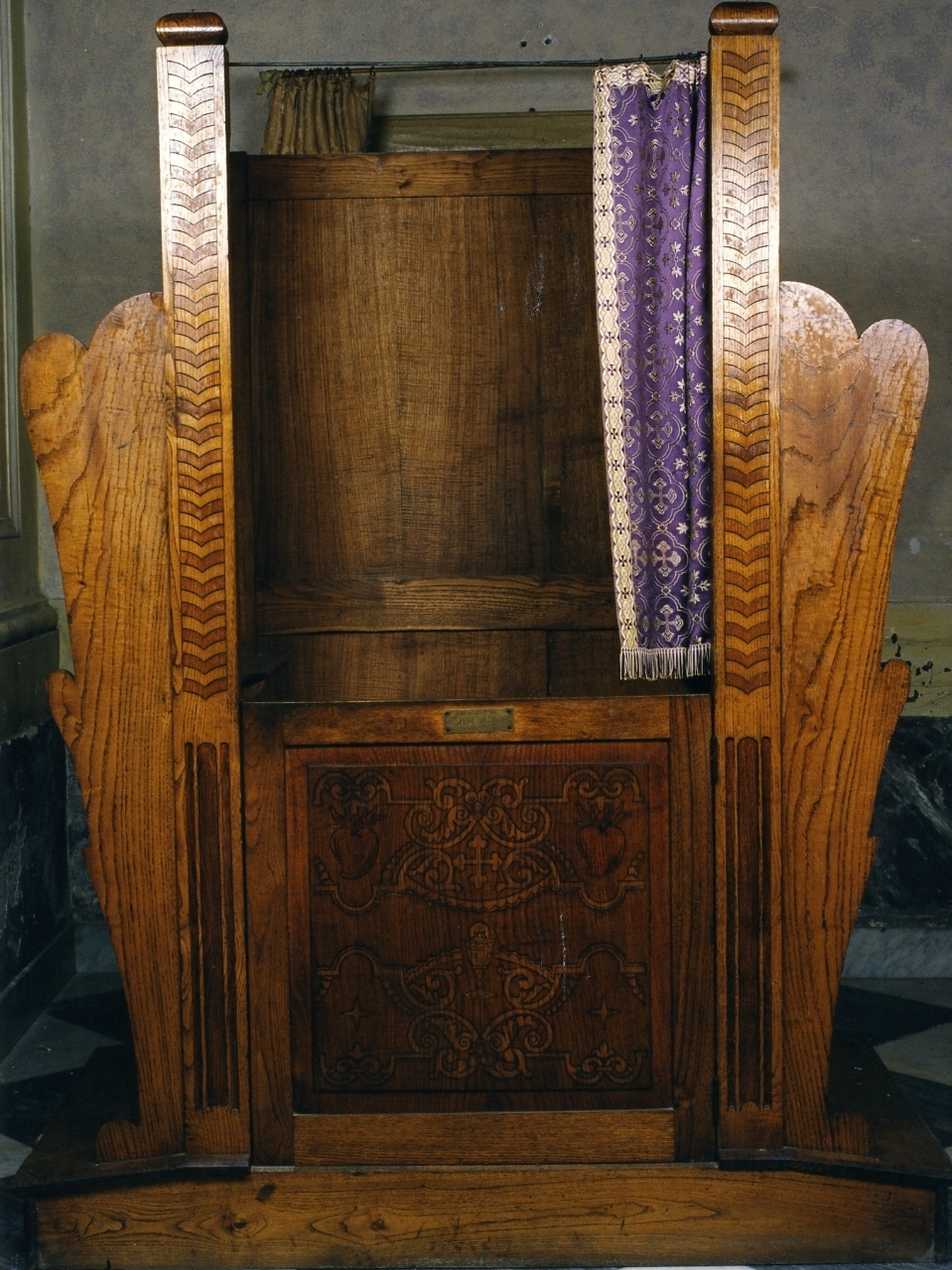 confessionale - bottega napoletana (sec. XX)