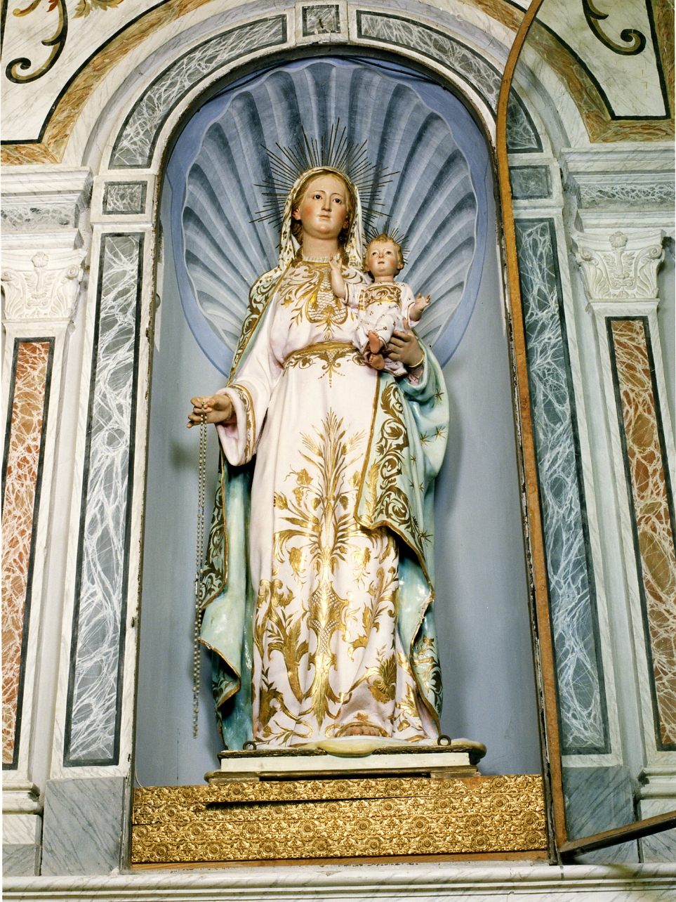 Madonna con Bambino (statua) - bottega Italia meridionale (fine/inizio secc. XIX/ XX)