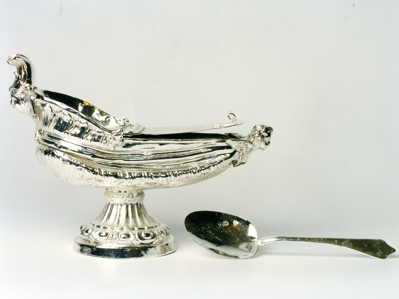 navicella portaincenso - bottega napoletana (sec. XVIII)