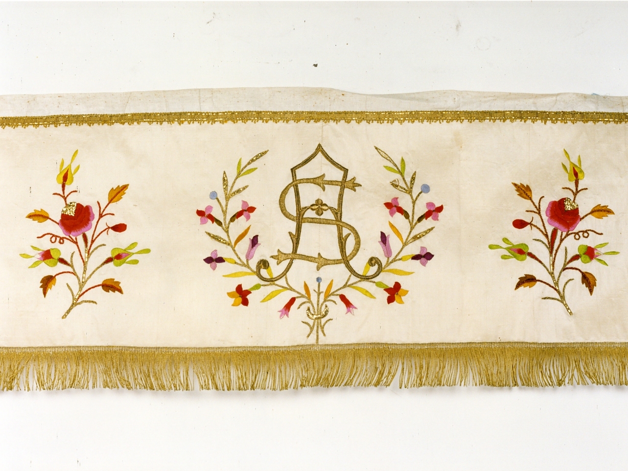 tovaglia d'altare - manifattura napoletana (secondo quarto sec. XX)