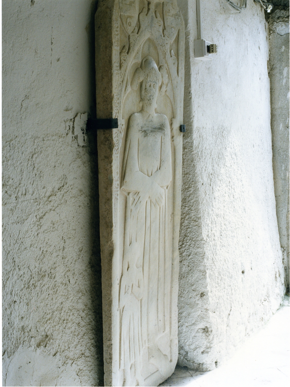 lapide tombale - bottega campana (sec. XIV)