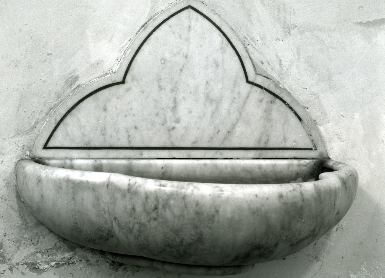 acquasantiera da parete, serie - bottega napoletana (metà sec. XIX)