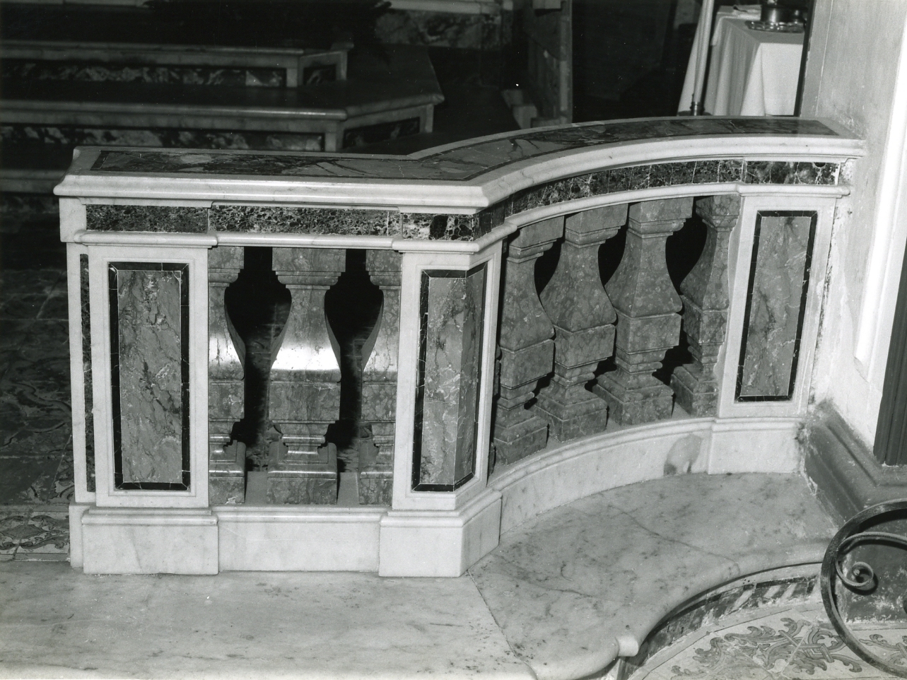 balaustrata - bottega napoletana (seconda metà sec. XVIII)