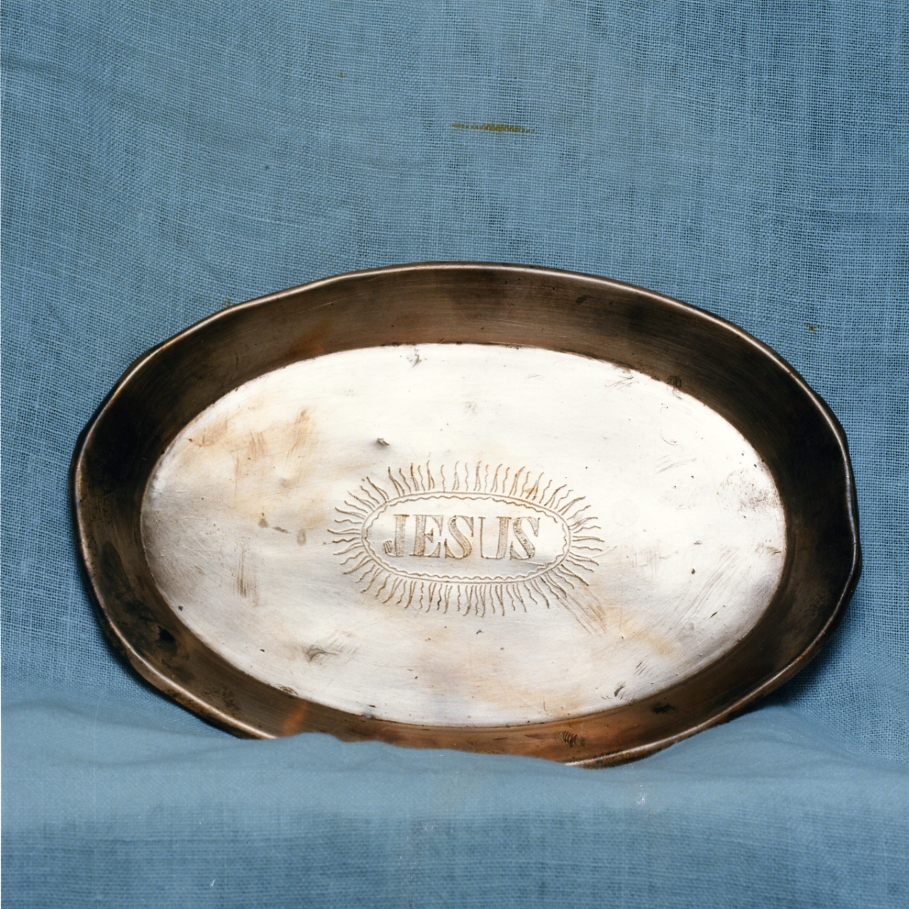 piattino da comunione - bottega campana (fine sec. XIX)