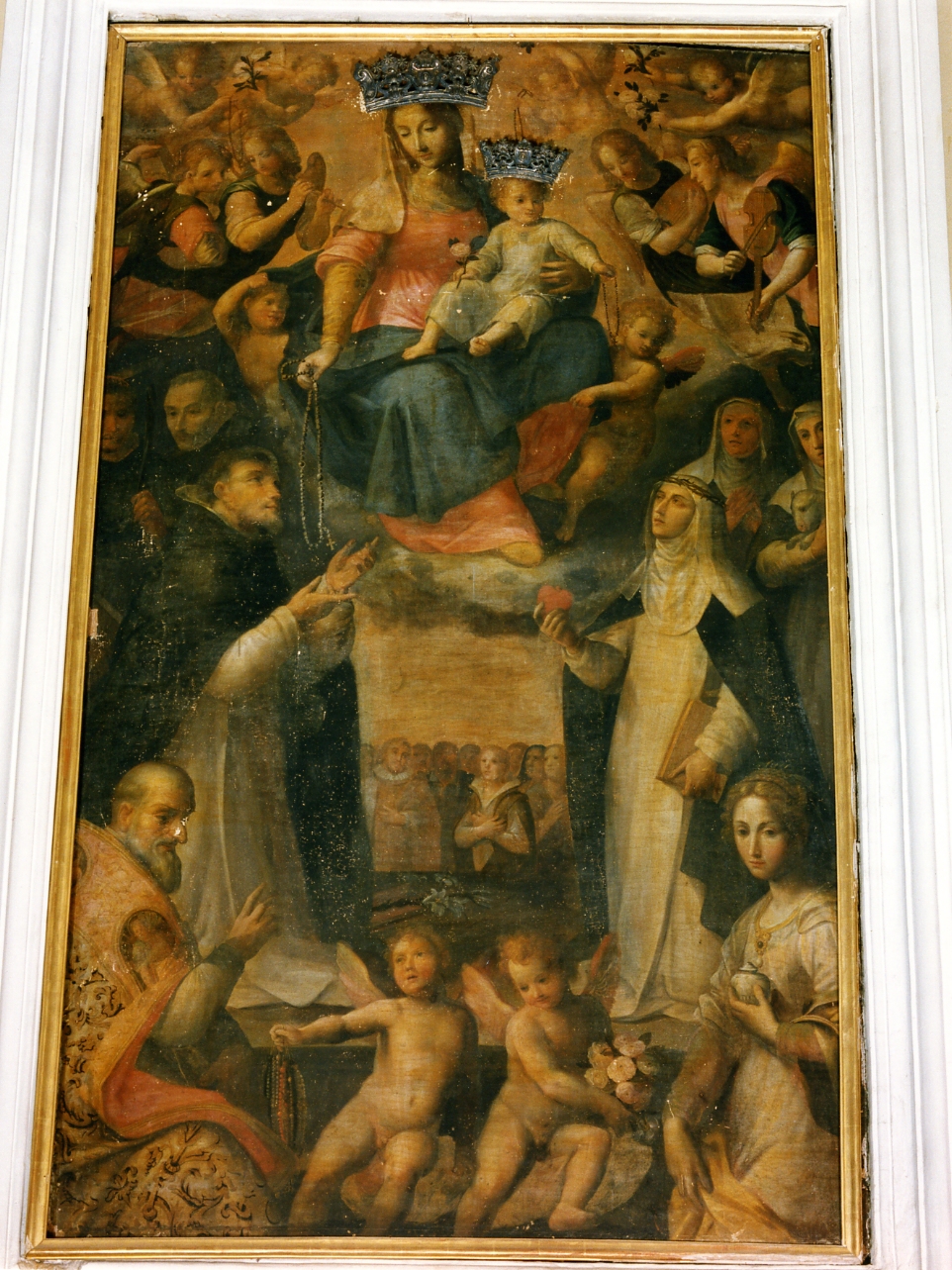 Madonna del Rosario con San Domenico e Santa Caterina da Siena (dipinto) di Santafede Fabrizio (cerchia) (fine/inizio secc. XVI/ XVII)
