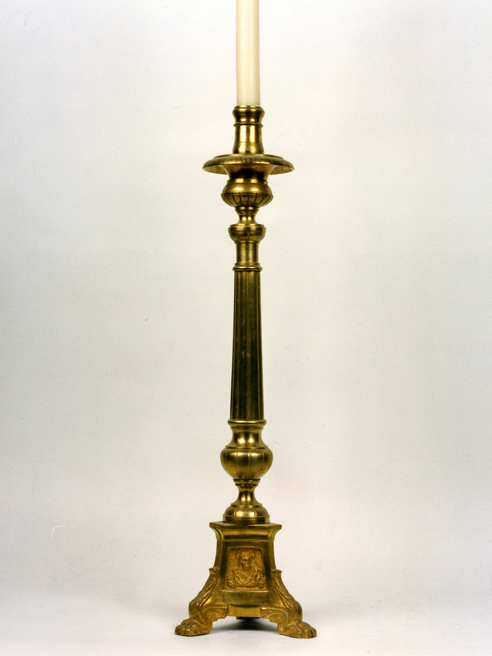 candelabro, serie - bottega napoletana (prima metà sec. XX)
