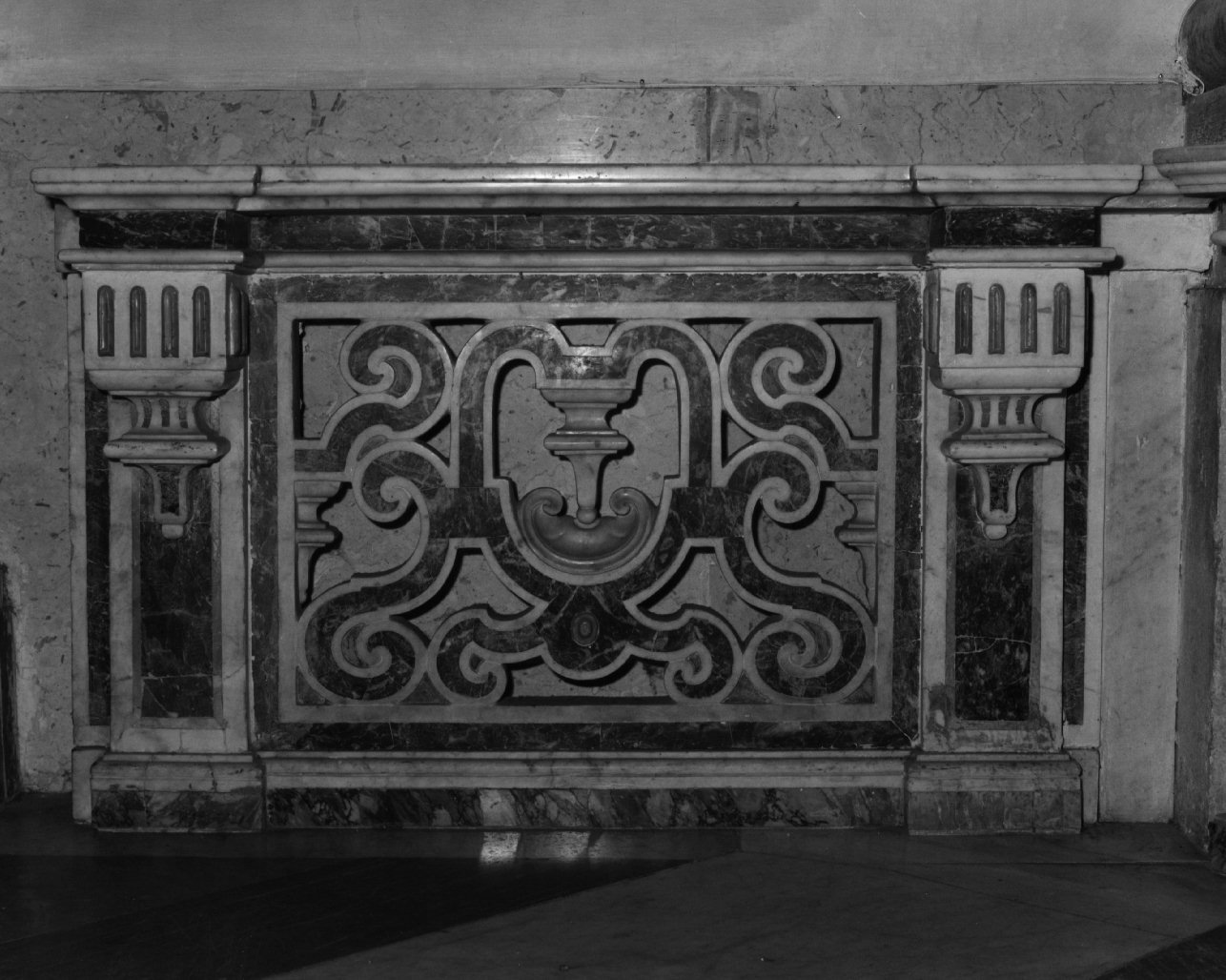 altare maggiore - bottega napoletana (sec. XIX)