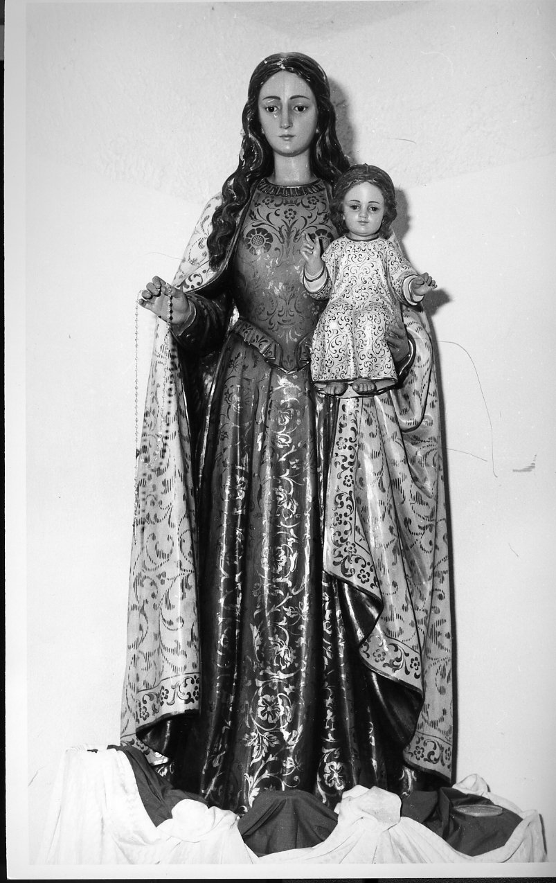 Madonna con Bambino (statua) - bottega napoletana (seconda metà sec. XVII)
