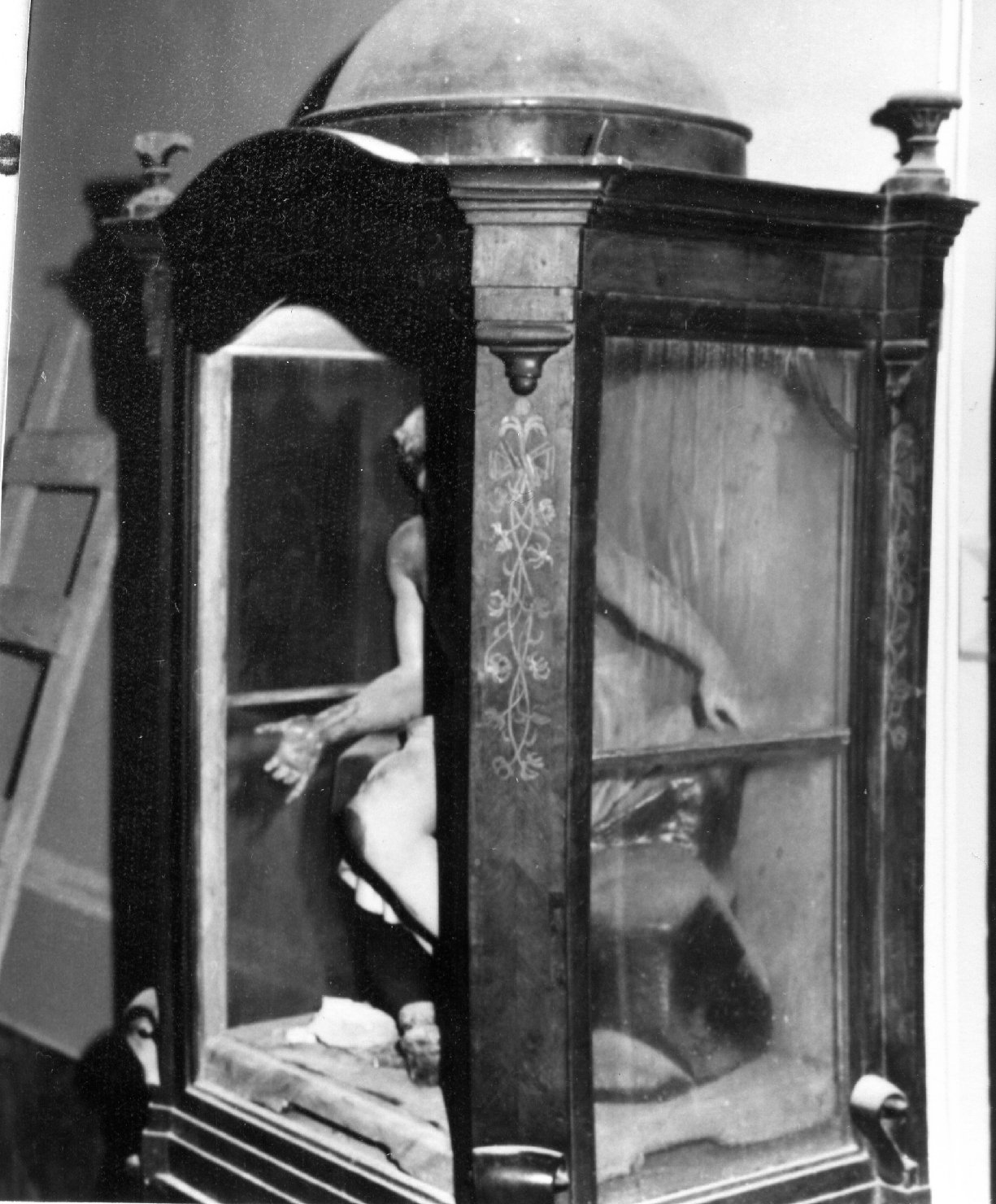 scarabattolo - bottega napoletana (seconda metà sec. XVIII)