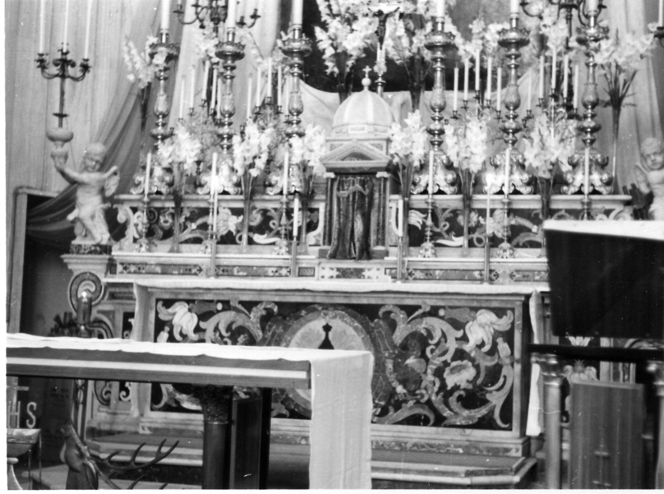 altare - bottega napoletana (metà sec. XVIII)