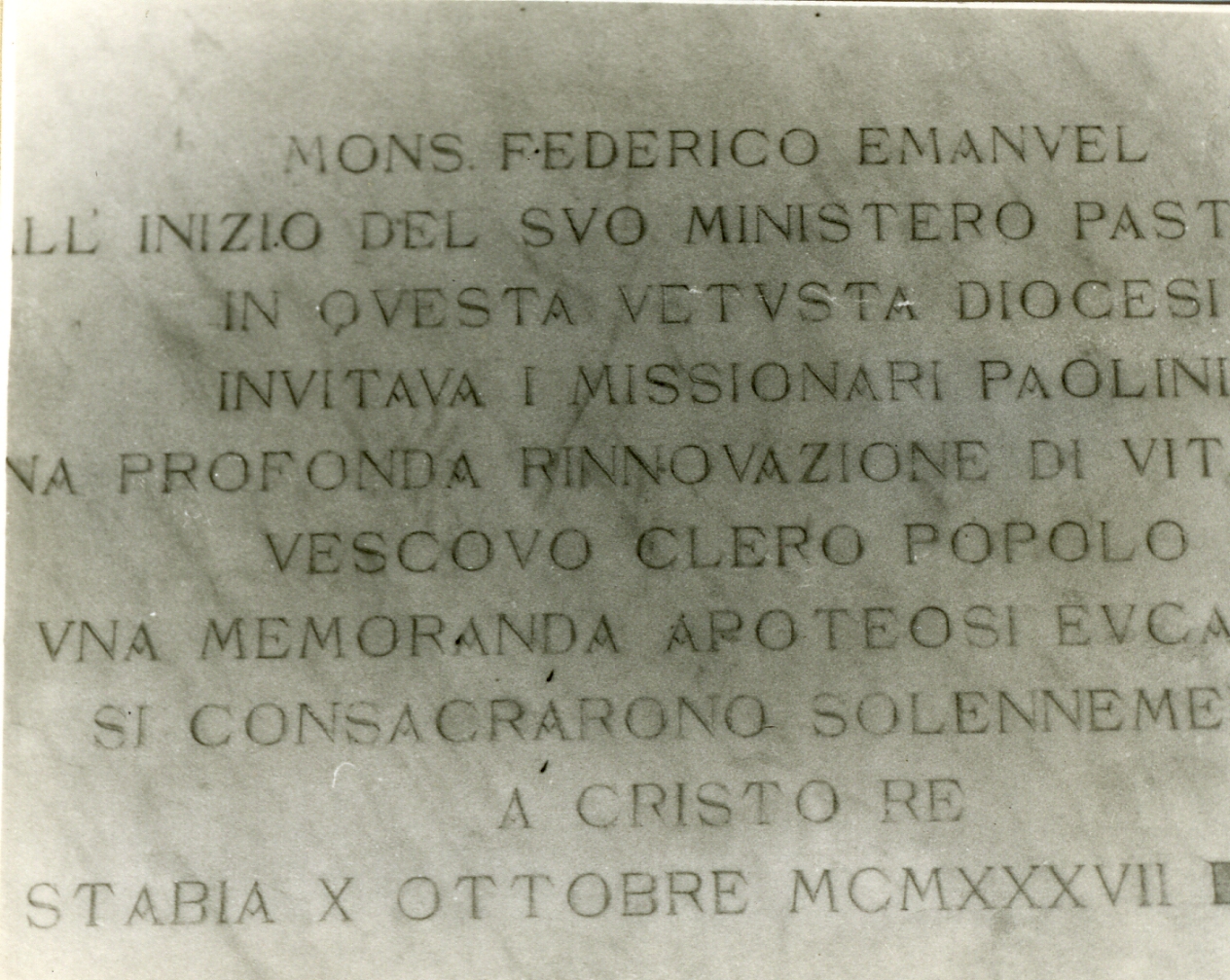 lapide commemorativa - bottega napoletana (sec. XX)