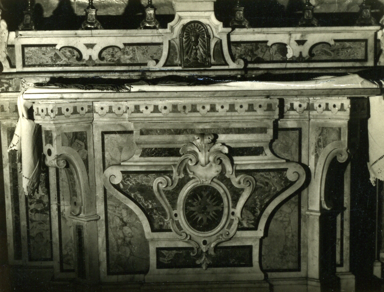 altare - bottega napoletana (sec. XVIII)