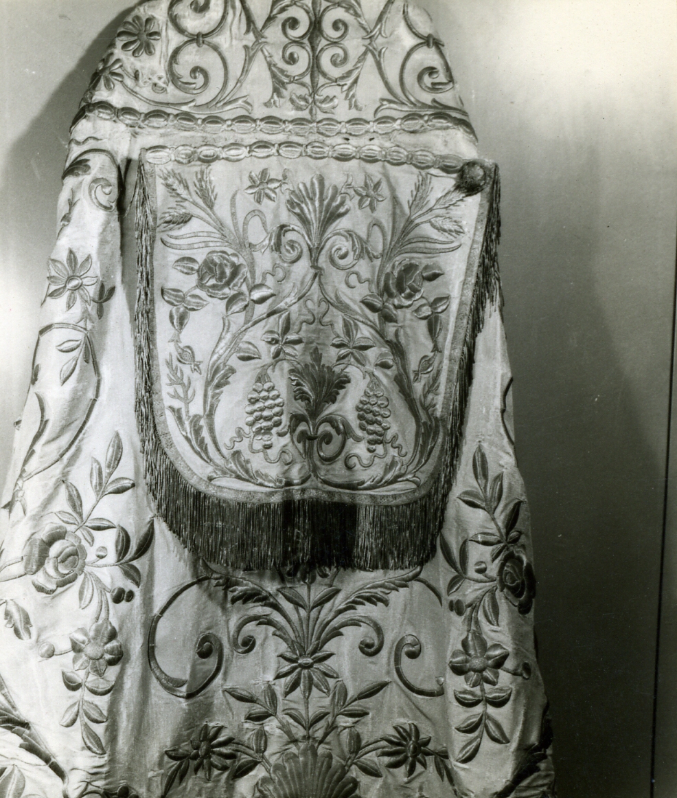 piviale - manifattura napoletana (sec. XIX)