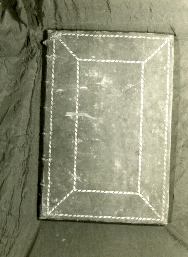 pontificale - bottega Italia centro-meridionale (sec. XVII)