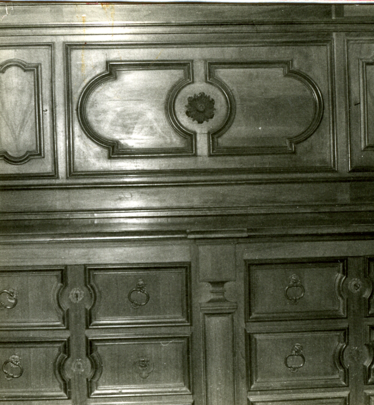 armadio - bottega napoletana (seconda metà sec. XVIII)