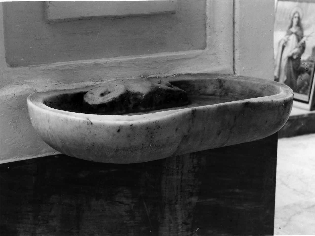 acquasantiera - bottega napoletana (metà sec. XIX)