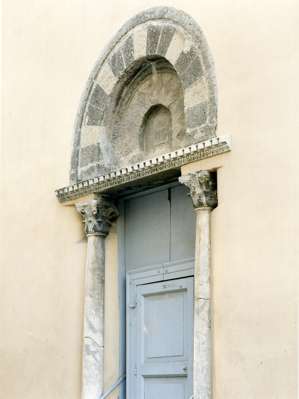 portale - bottega campana (prima metà sec. XI)