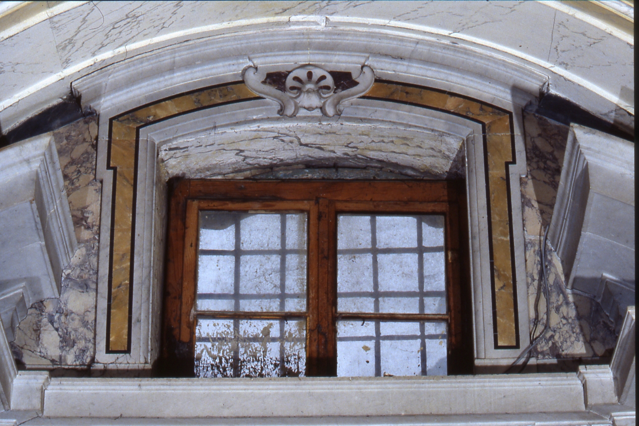 MOSTRA DI FINESTRA, OPERA ISOLATA - manifattura napoletana (FINE SEC. XVII)