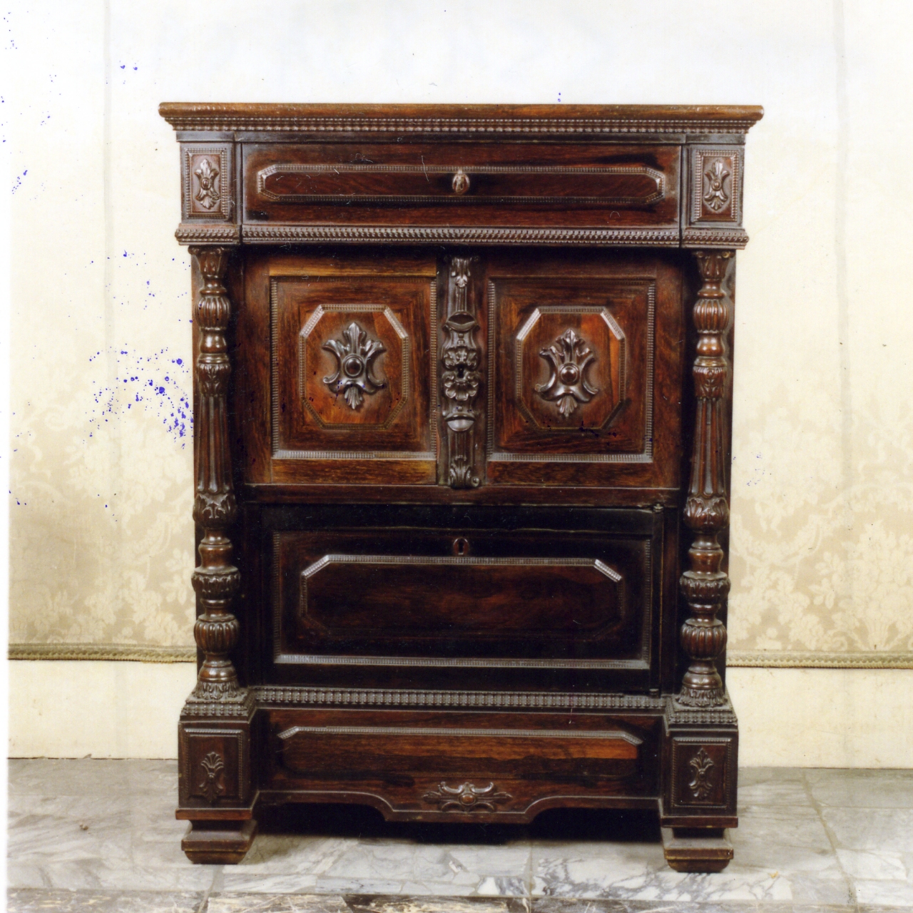 mobile - bottega napoletana (seconda metà sec. XIX)