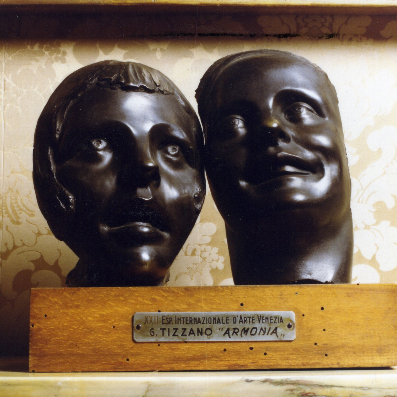 Armonia, teste di fanciulli (scultura, coppia) di Tizzano Giovanni (inizio sec. XX)