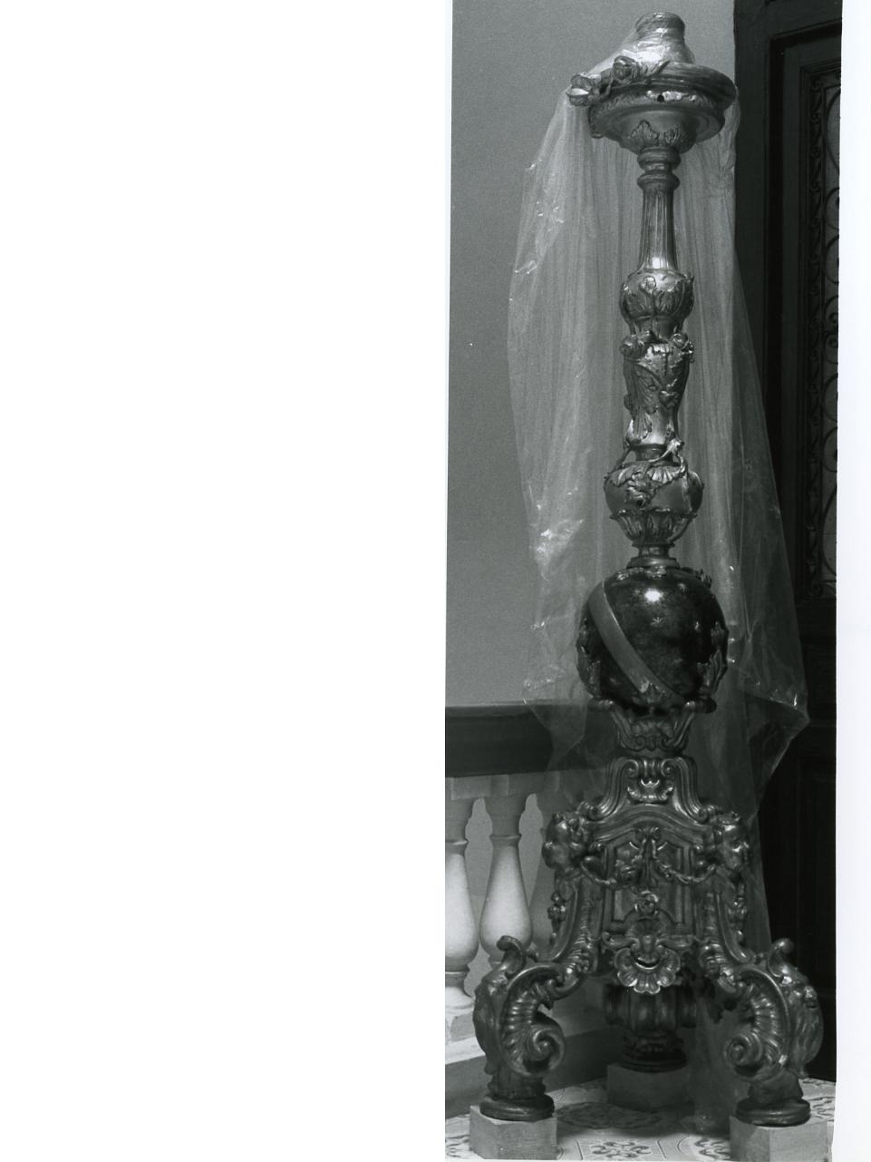 CANDELABRO PER IL CERO PASQUALE - manifattura napoletana (Metà sec. XVIII)