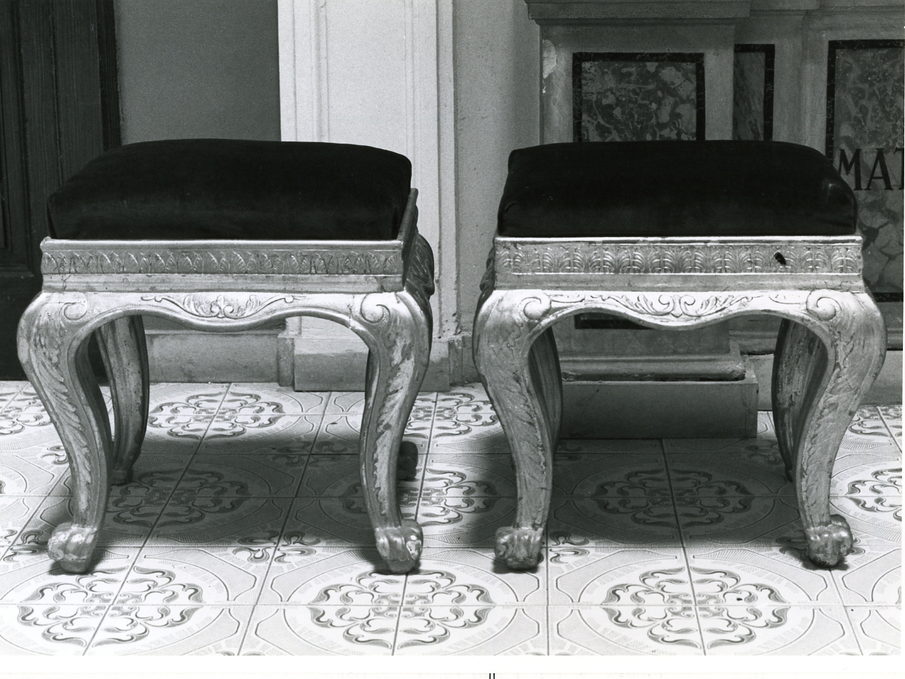 SGABELLO, SERIE - manifattura napoletana (Metà EC.XIX)