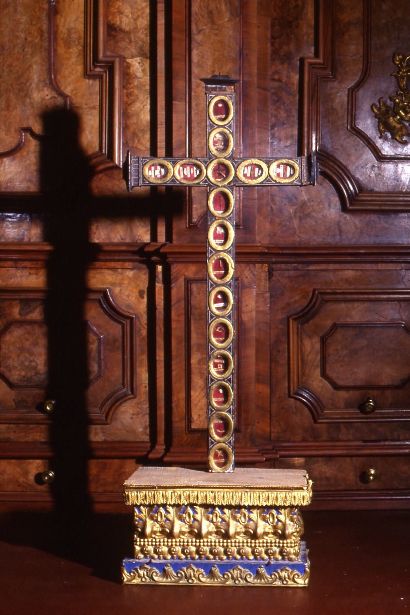 RELIQUIARIO - A CROCE, OPERA ISOLATA - manifattura napoletana (Prima metà SEC. XIX)