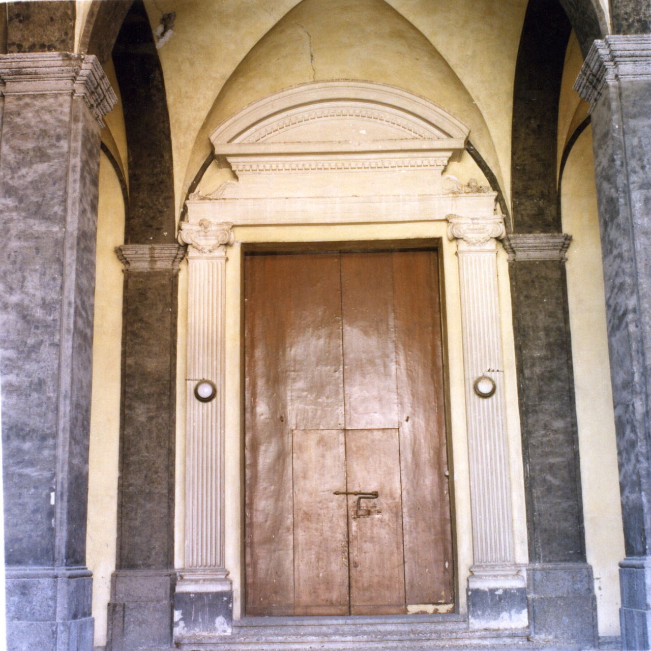 mostra di portale di Broggia Giovanni Battista (sec. XVIII)