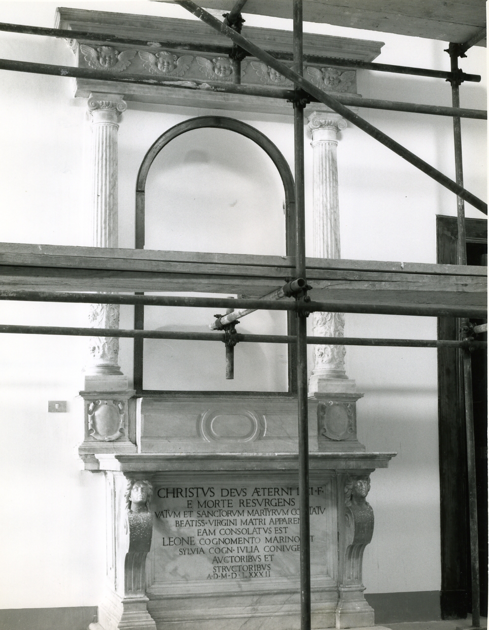 altare - bottega napoletana (sec. XVI)