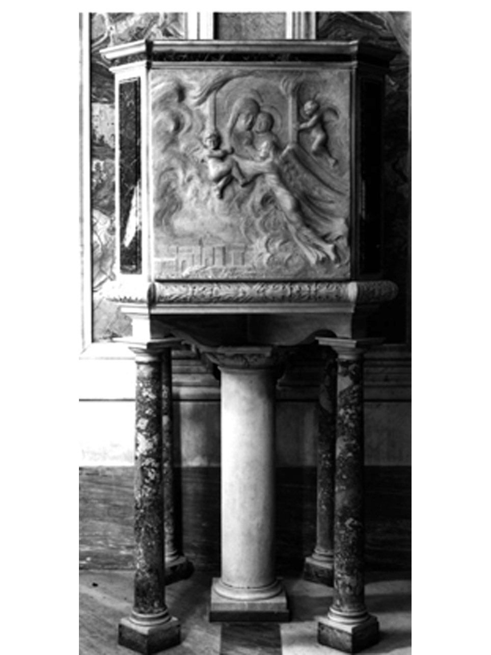 Madonna con Bambino (pulpito) - bottega napoletana (metà sec. XIX)