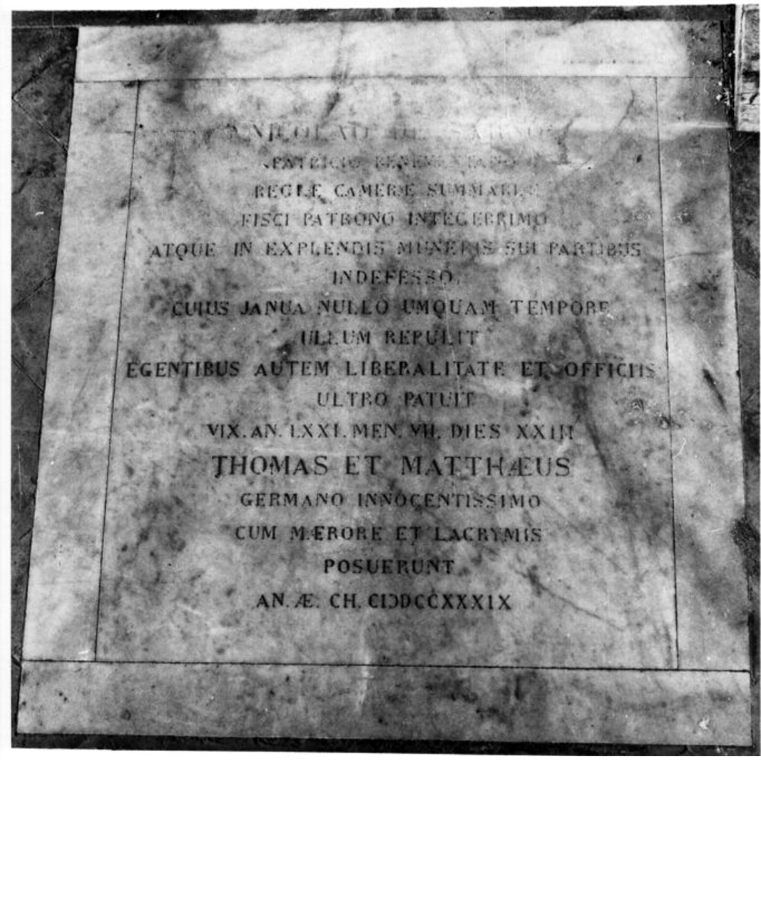 lapide tombale - bottega napoletana (sec. XVIII)